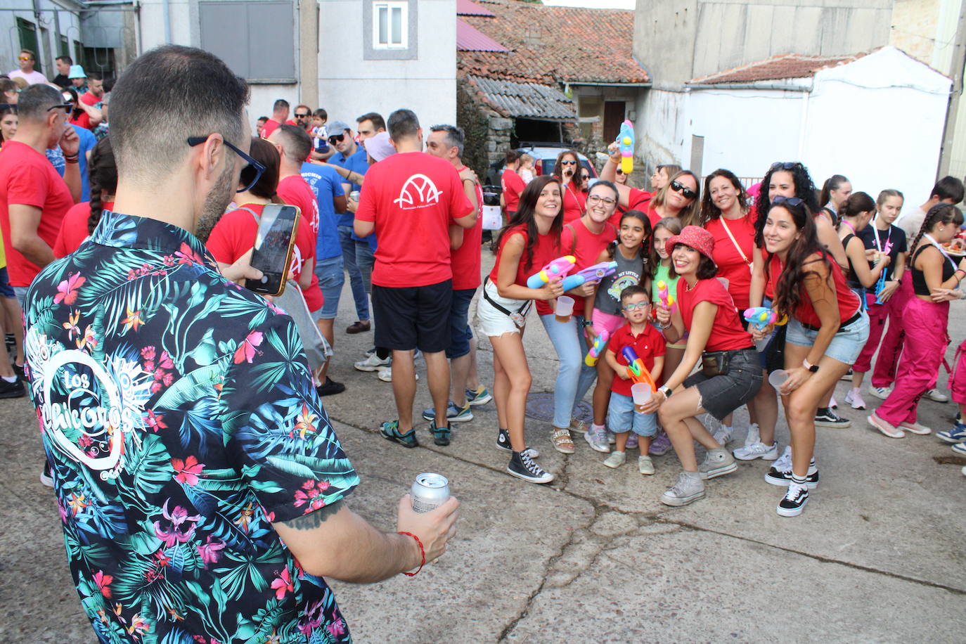 Las peñas de Linares disfrutan ya de las fiestas