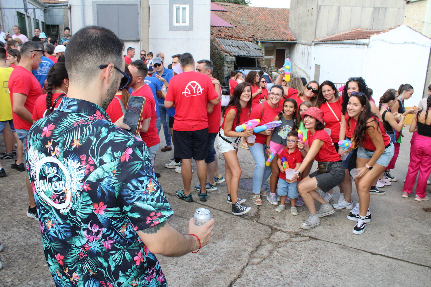 Las peñas de Linares disfrutan ya de las fiestas