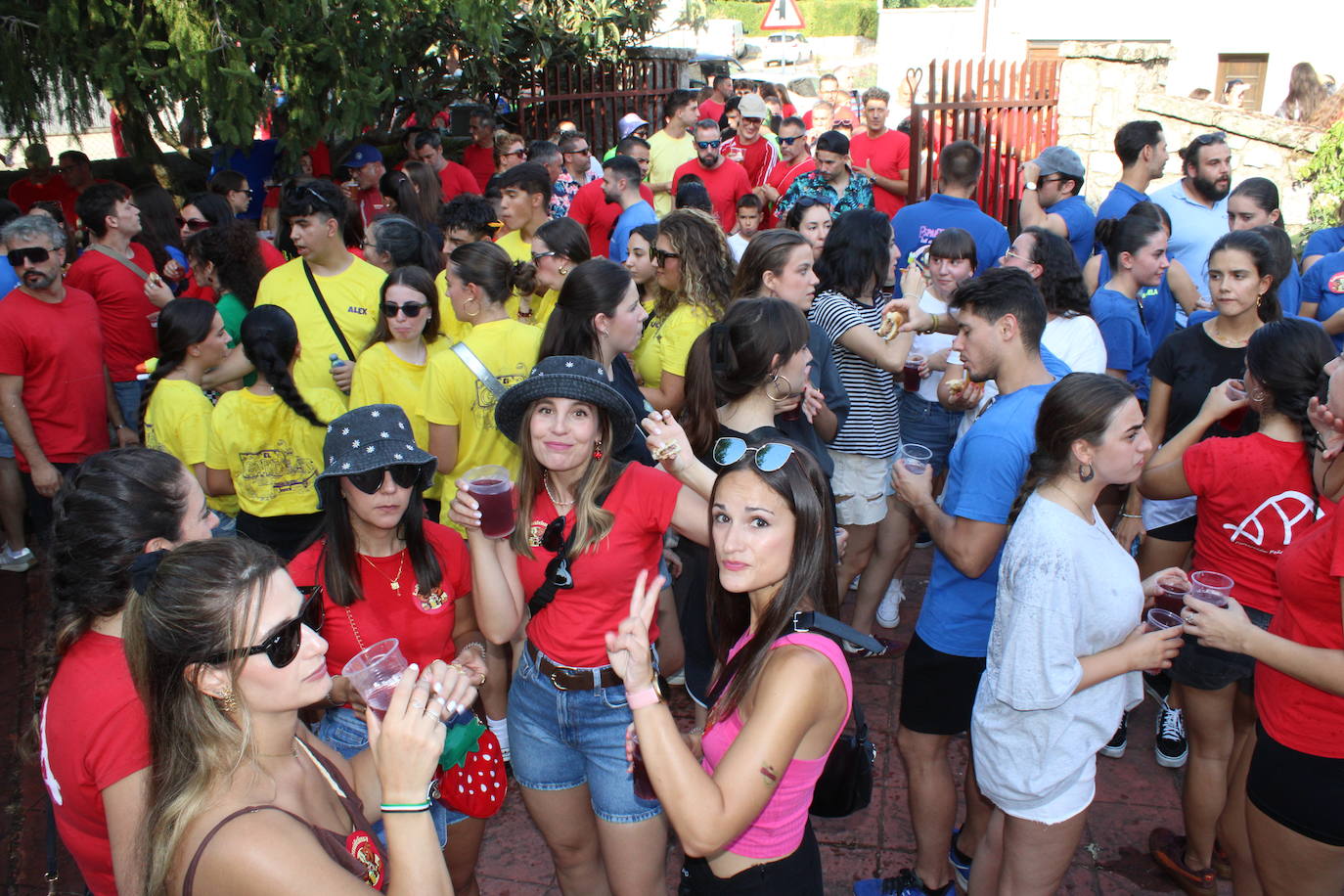 Las peñas de Linares disfrutan ya de las fiestas