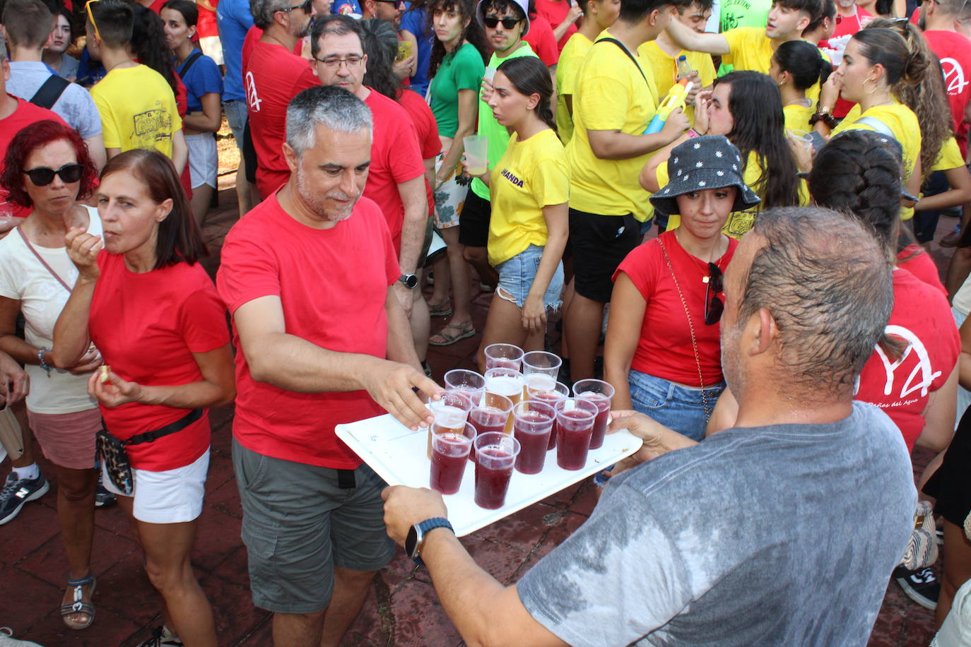 Las peñas de Linares disfrutan ya de las fiestas