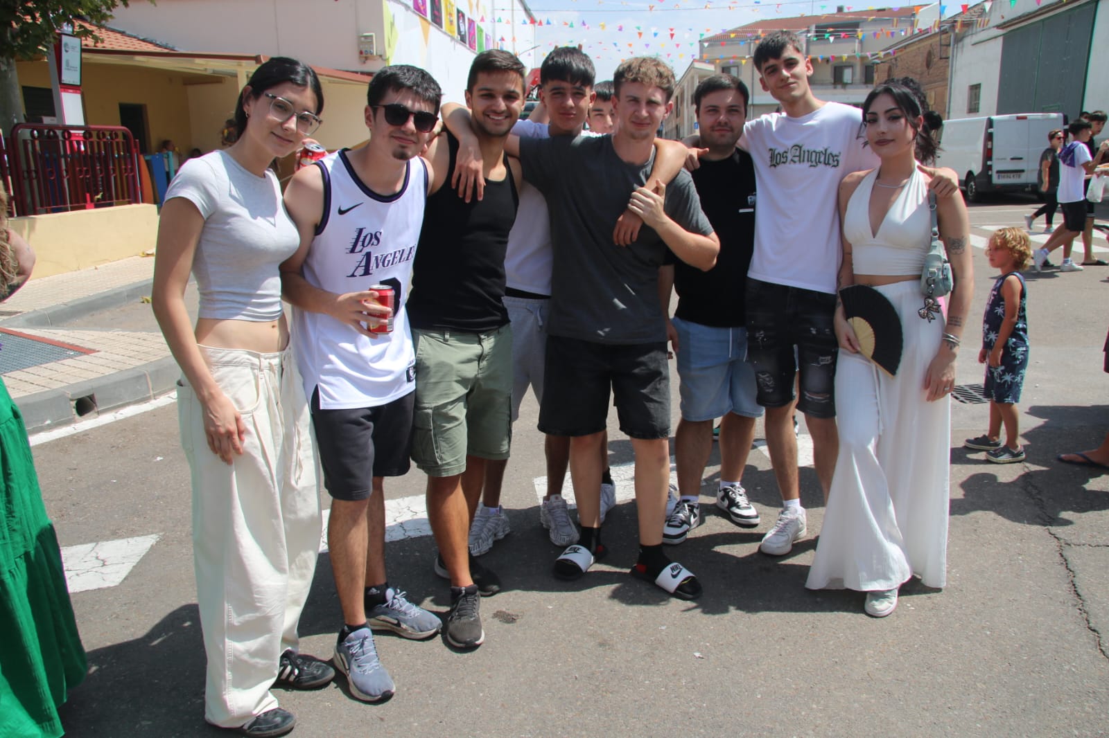 Castellanos de Moriscos, unido en torno a la paella