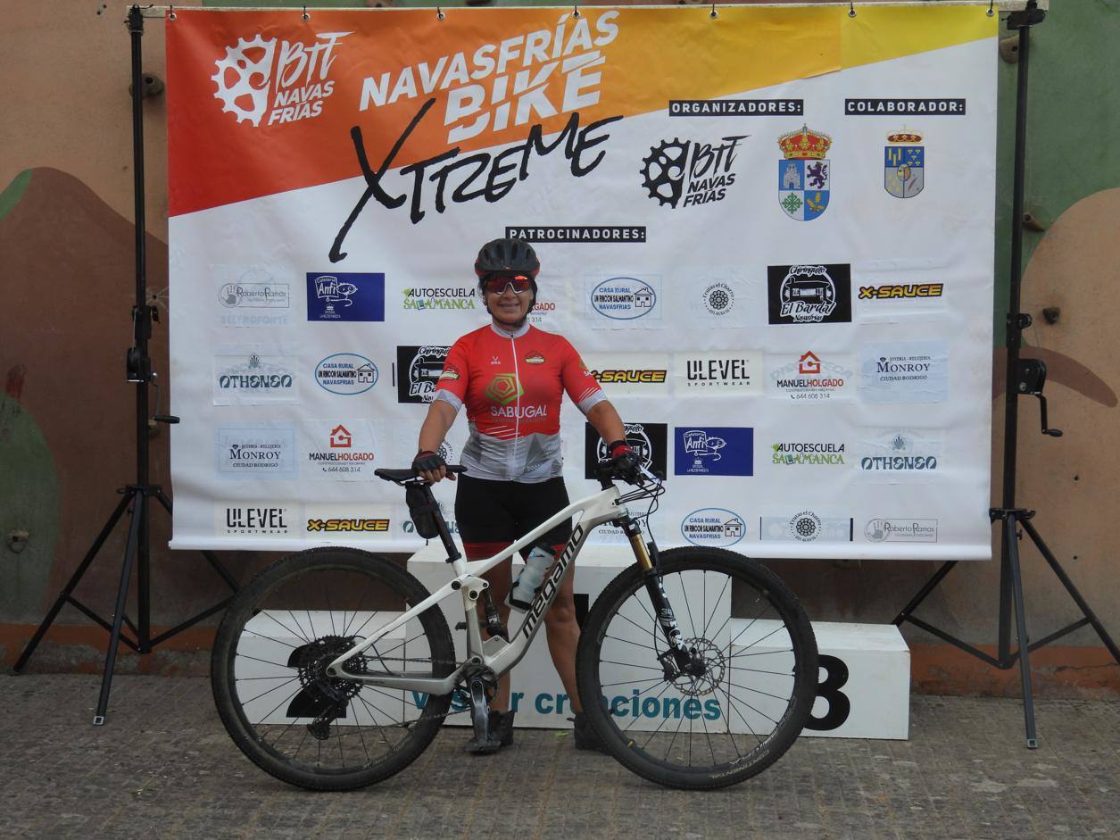 Gabriel Mateos y Ainhoa Sánchez se llevan la Navasfrías Bike Xtrem