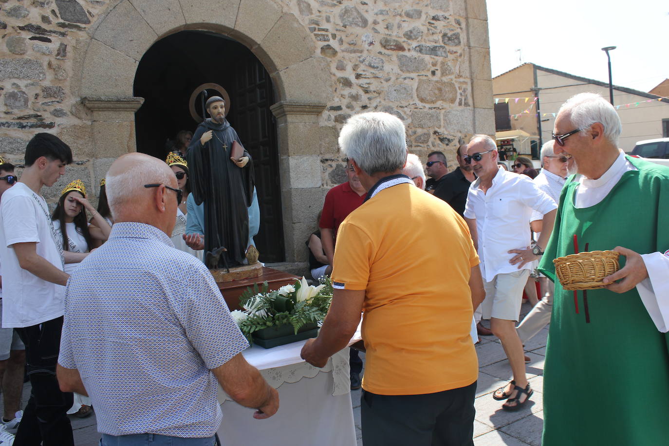 San Benito marca el cénit de las fiestas en Saelices el Chico