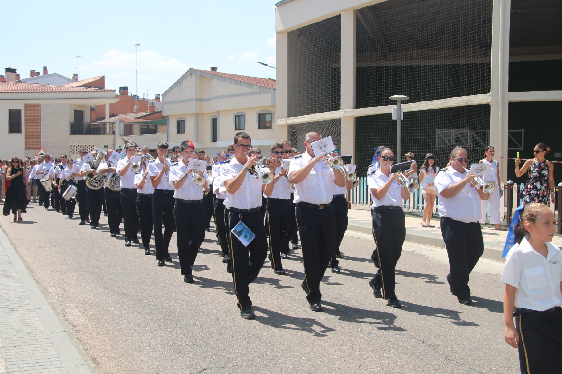 Castellanos de Moriscos arropa a su patrón