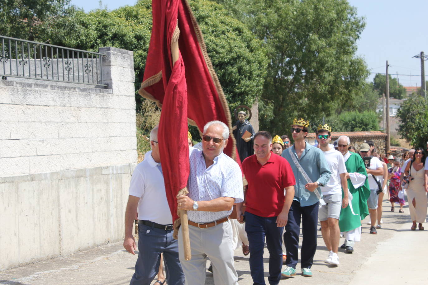 San Benito marca el cénit de las fiestas en Saelices el Chico