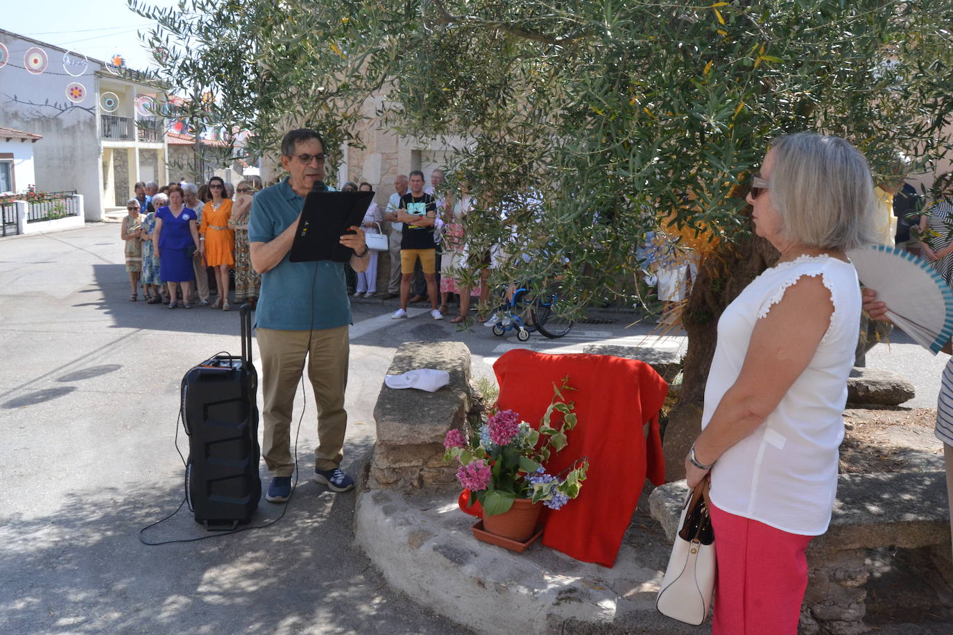 San Lorenzo preside el día grande de La Zarza de Pumareda