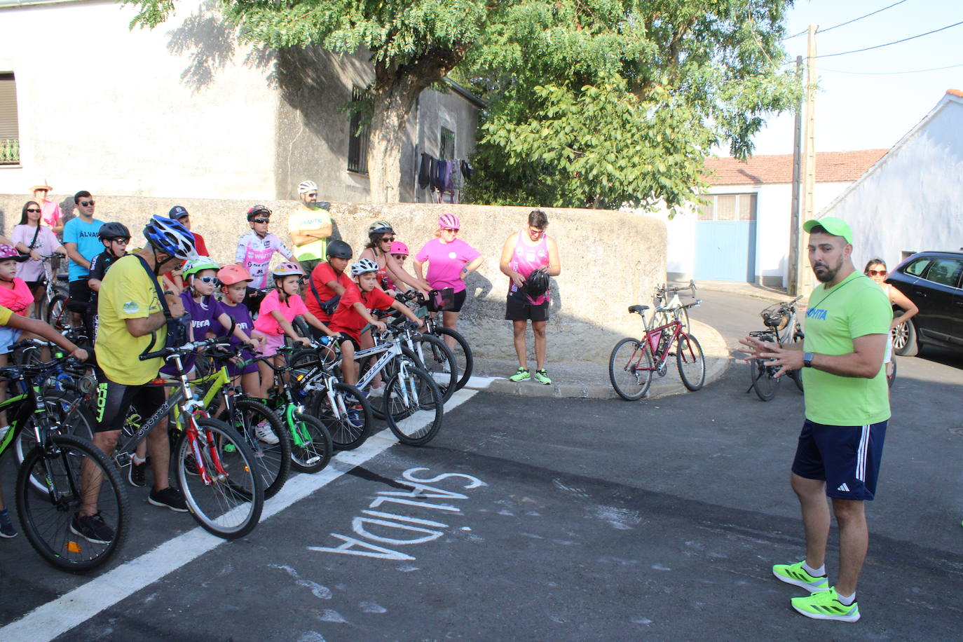 Berrocal de Salvatierra celebra una nueva edición de su vuelta ciclista