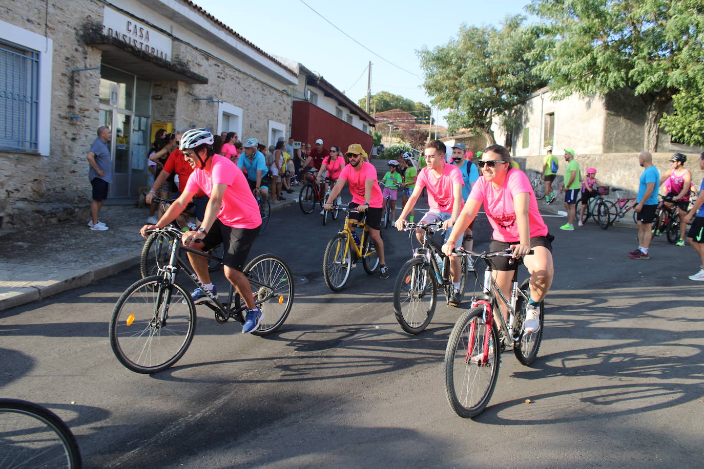 Berrocal de Salvatierra celebra una nueva edición de su vuelta ciclista