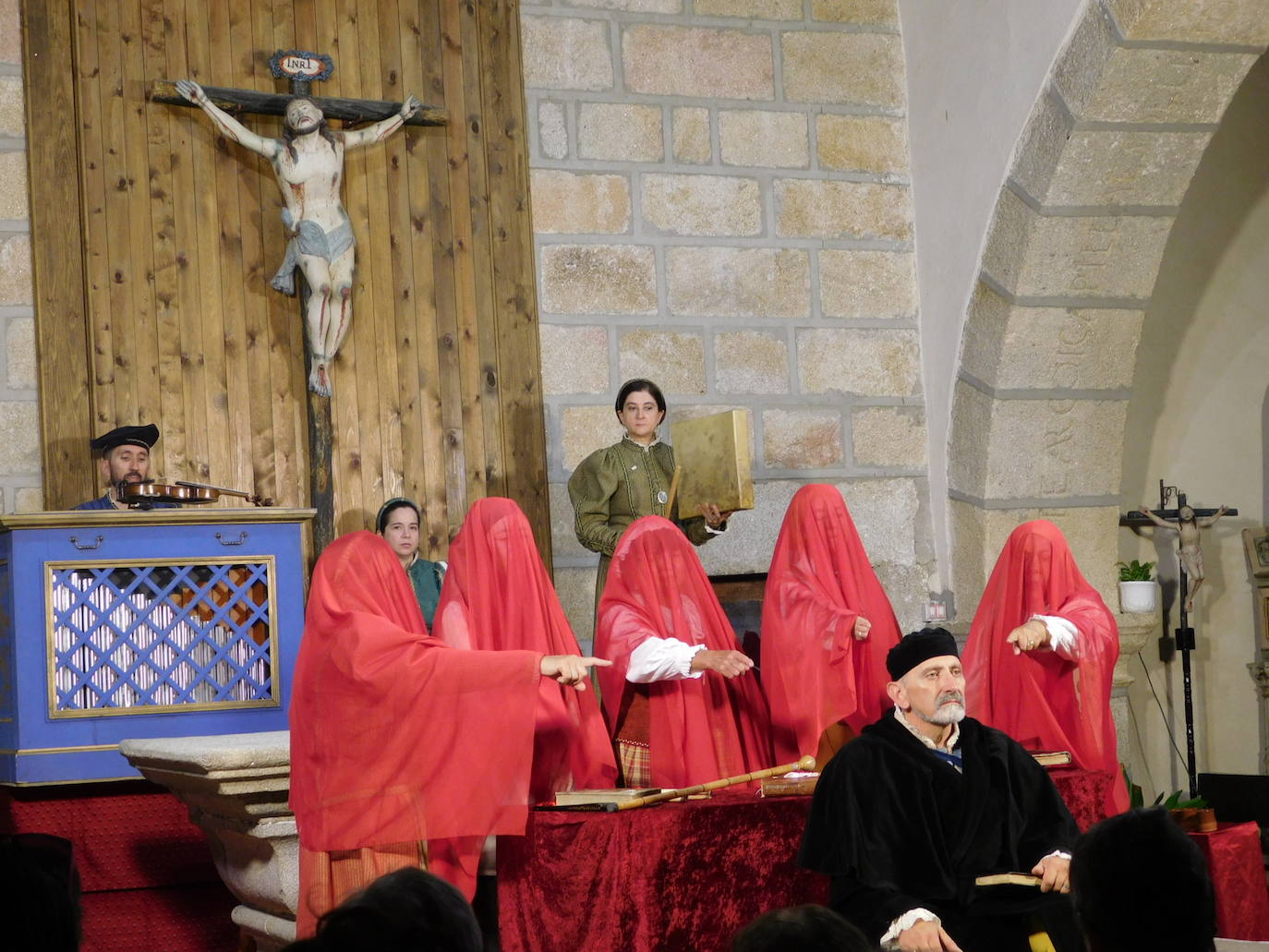 Teatro en estado puro en Cabeza de Framontanos con &#039;Buscando a Nebrija&#039;