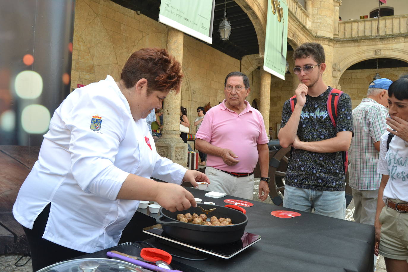 El comercio local abarrota las calles de Miróbriga