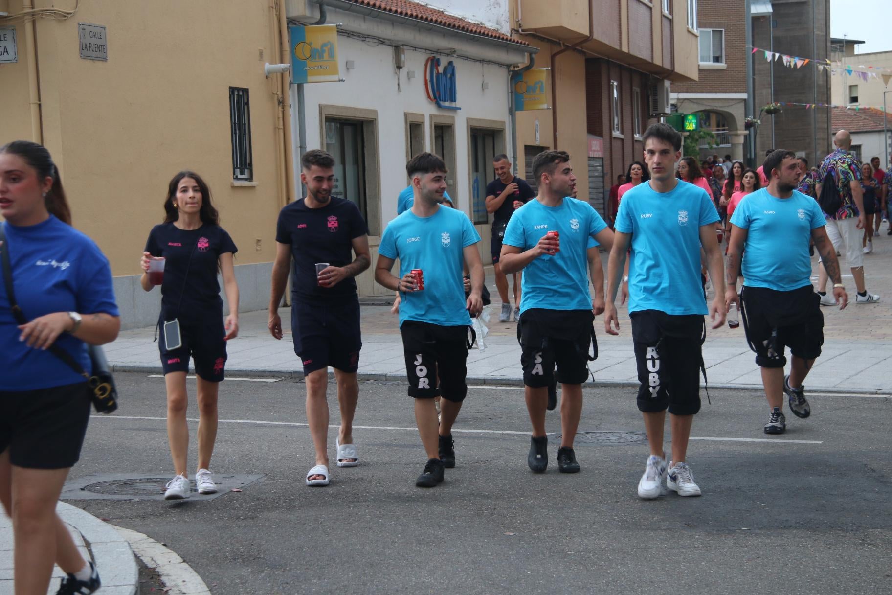 Las peñas reinan en Carbajosa