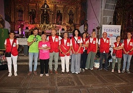 Responsables de la asociación cultural Tormes y de la Asociación Bejarana contra el Cáncer al inicio del acto