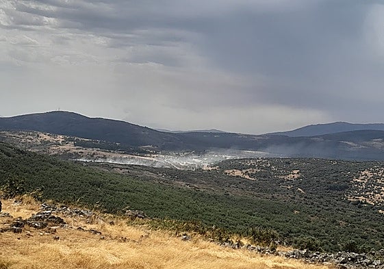 Imagen del incendio en La Bastida.