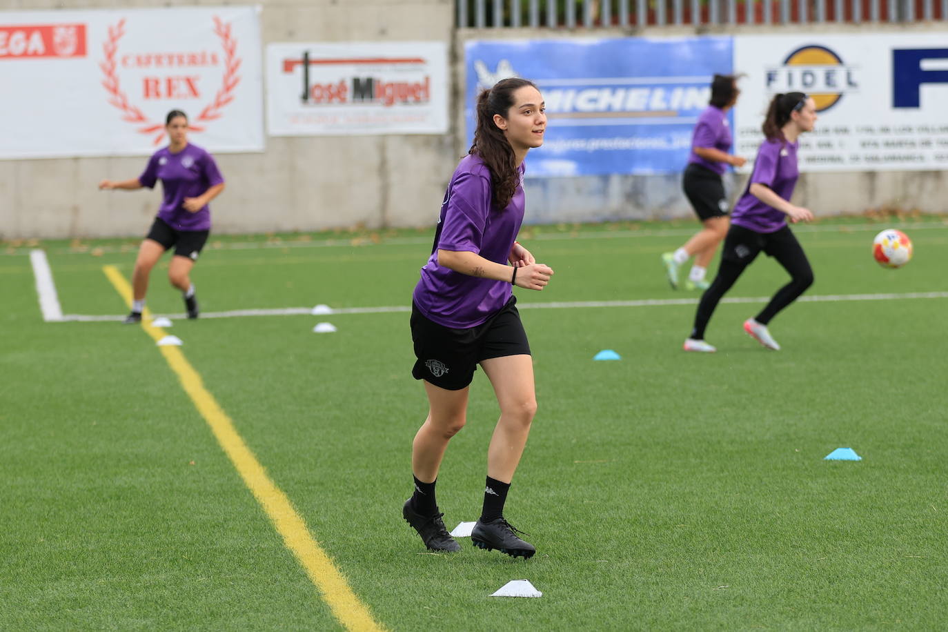 Ximena se convierte en el primer fichaje para el Salamanca FF de María Gordo