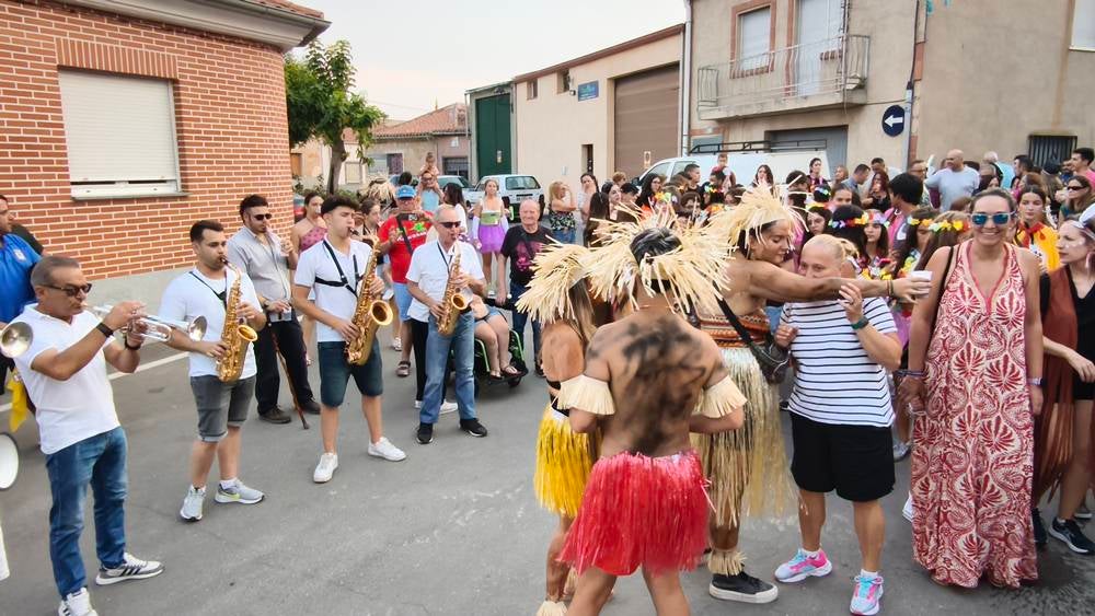 Las peñas activan la fiesta en Cantalpino