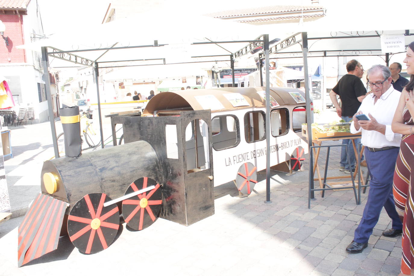 Emotivos momentos y bullicio en el III Día del Campo Charro de La Fuente de San Esteban