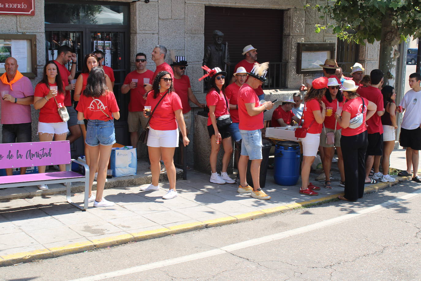 La fiesta no para en Linares de Riofrío