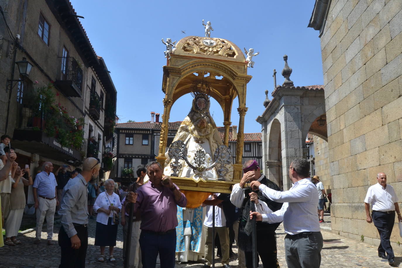 La Alberca se entrega con pasión y veneración en la apertura del Diagosto