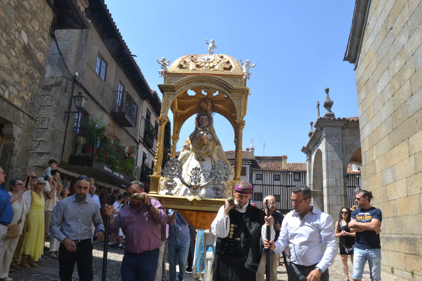La Alberca se entrega con pasión y veneración en la apertura del Diagosto