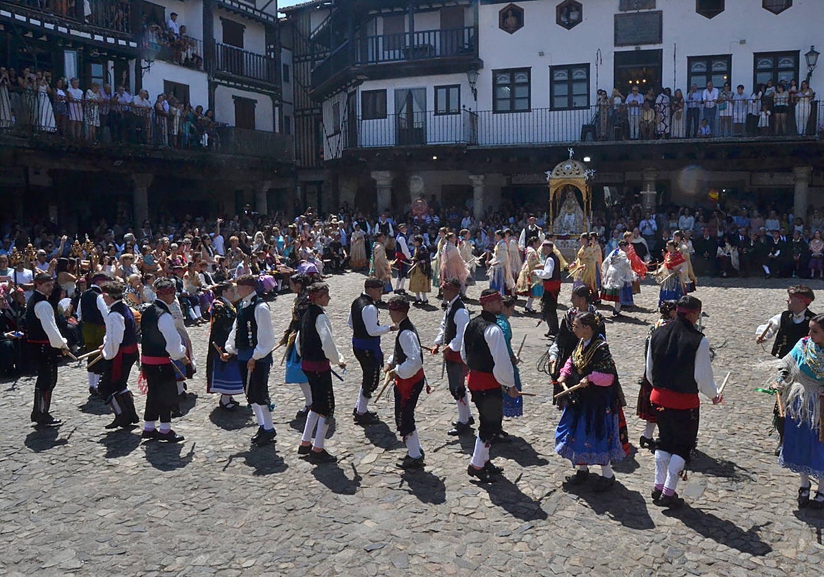 La Alberca se entrega con pasión y veneración en la apertura del Diagosto