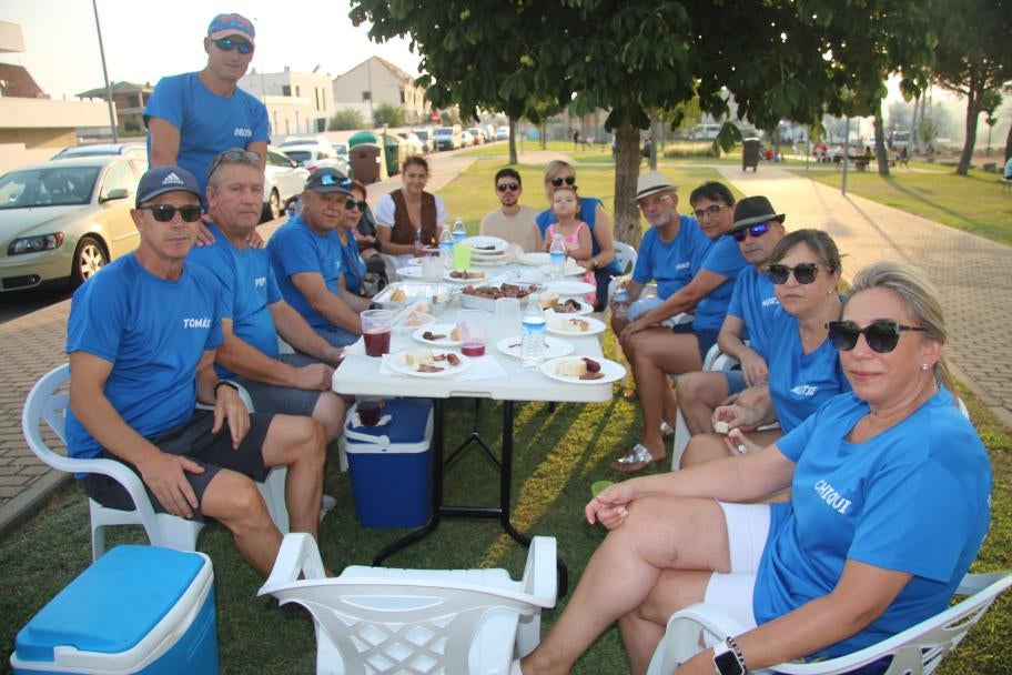 Villamayor de Armuña disfruta de las fiestas de verano con el río Tormes y la merienda de peñas