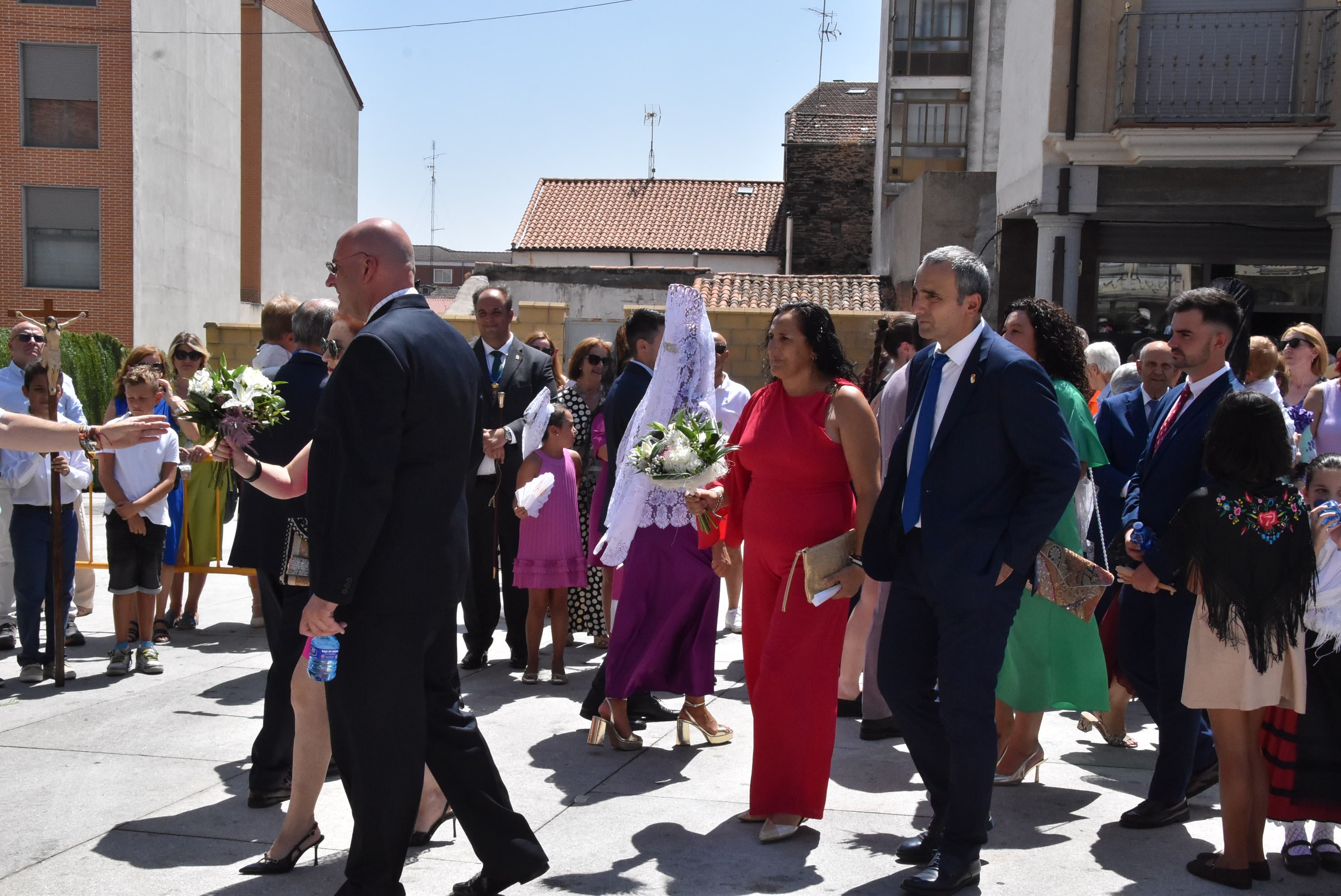Guijuelo renueva su devoción con la Virgen de la Asunción en el día grande de sus fiestas