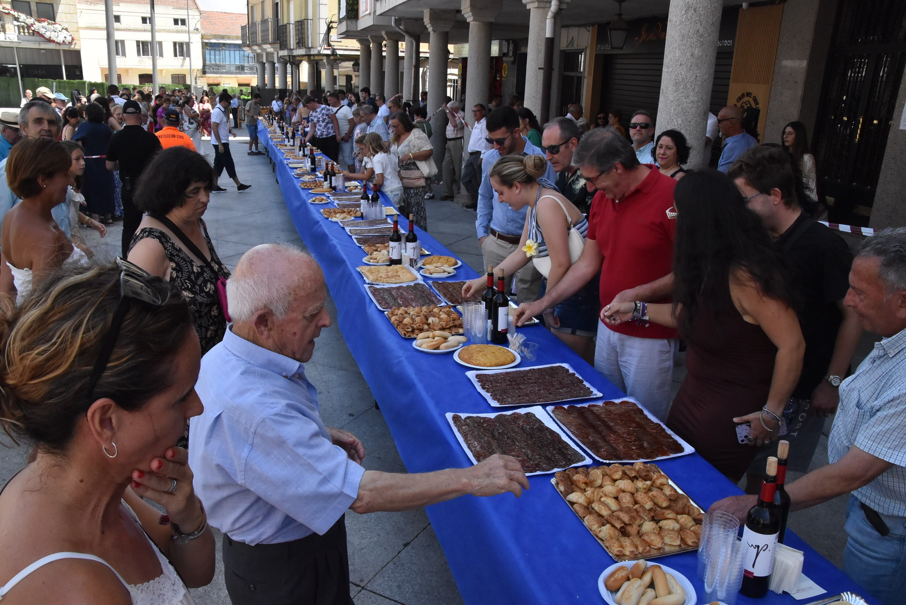 Guijuelo renueva su devoción con la Virgen de la Asunción en el día grande de sus fiestas