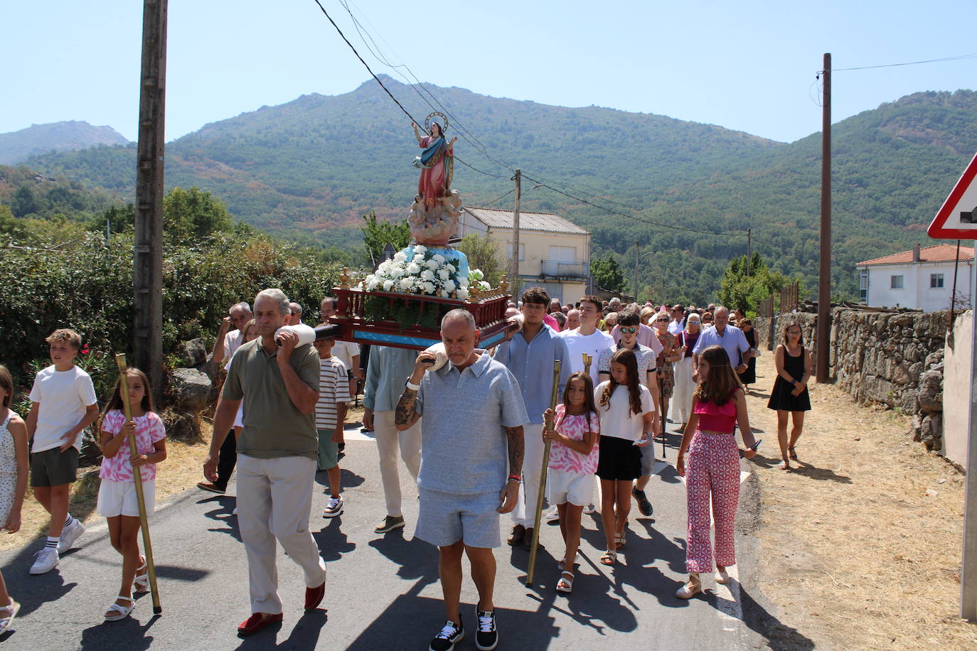 Sanchotello no falta a su cita con la Virgen de la Asunción