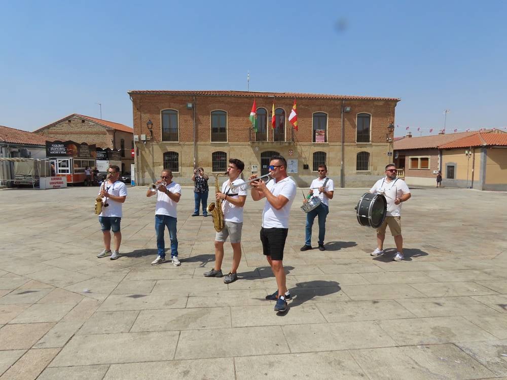 Procesión con San Roque en Cantalpino