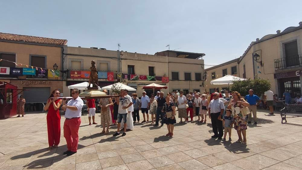 Procesión con San Roque en Cantalpino