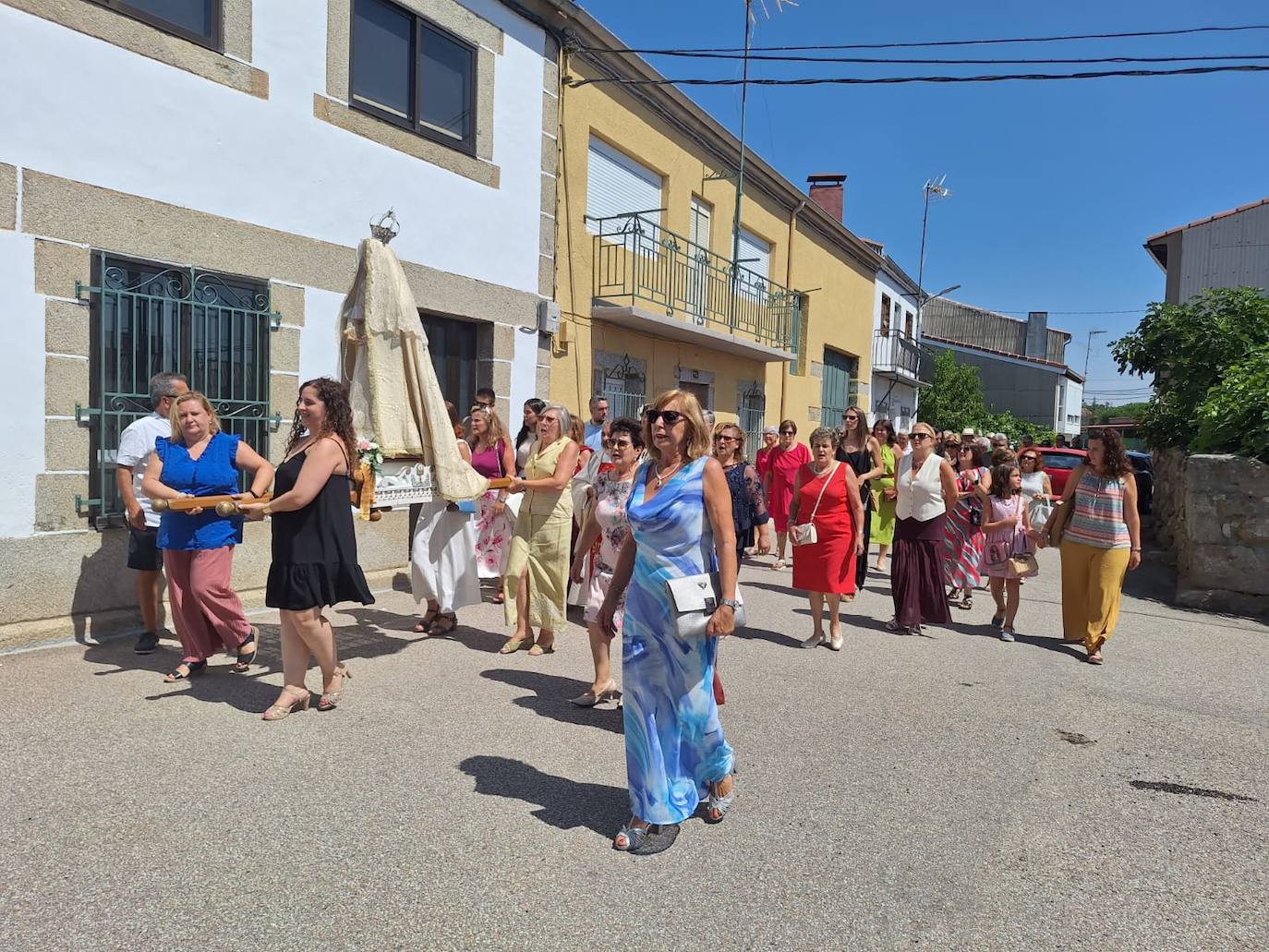 Sorihuela acompaña a la Virgen de la Asunción en su día de fiesta