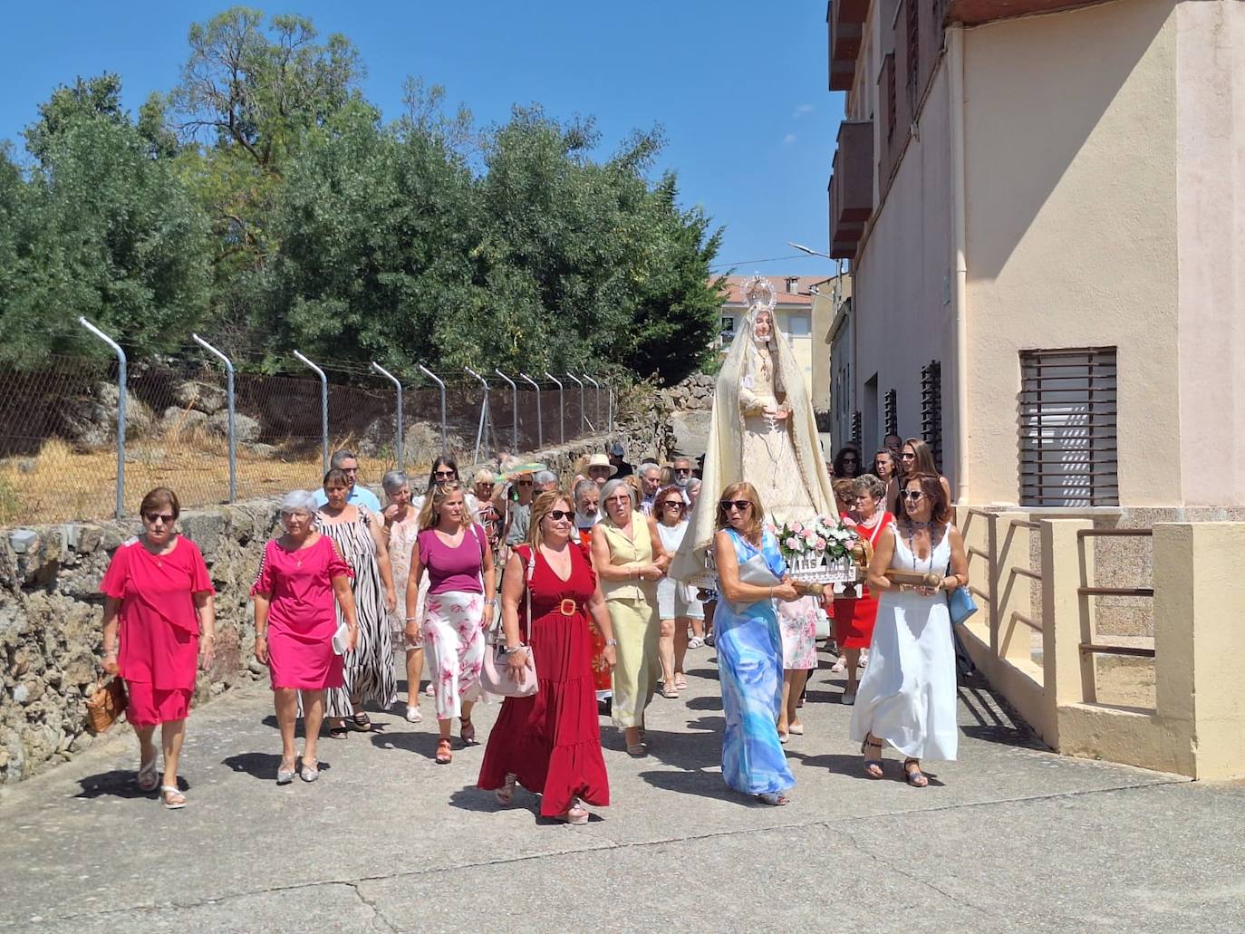 Sorihuela acompaña a la Virgen de la Asunción en su día de fiesta