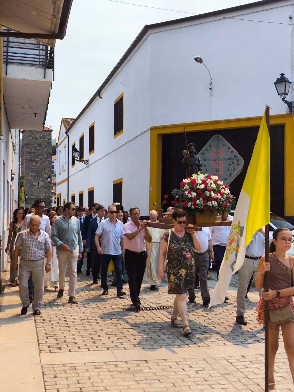 Ledrada vive una intensa jornada por San Roque