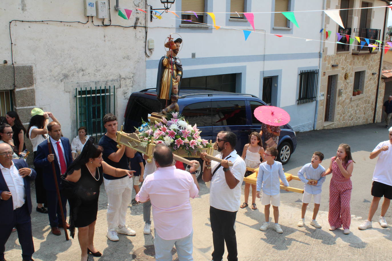 Espíritu festivo y solidario en Puente del Congosto