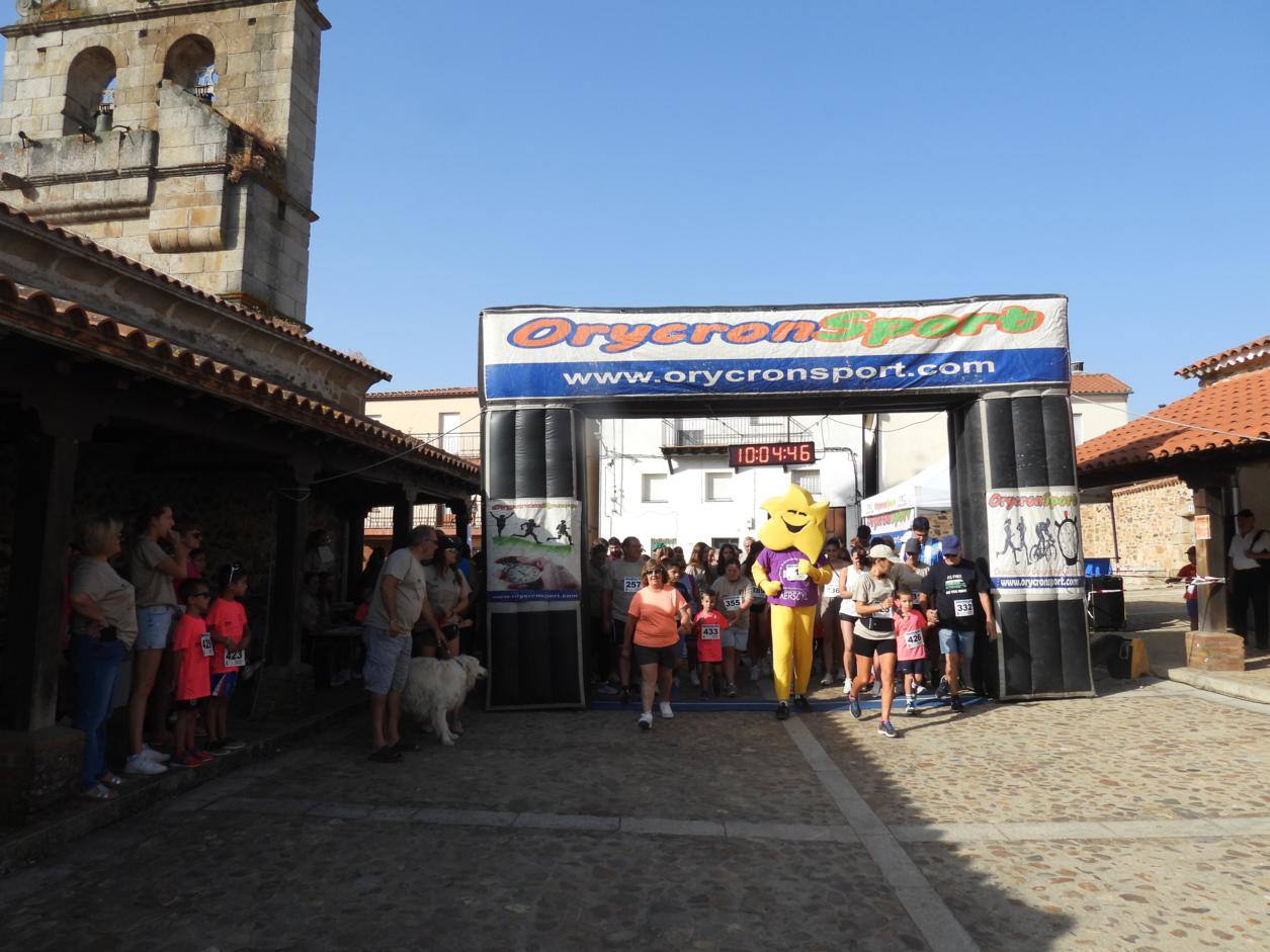 La Carrera Popular El Cabaco celebra su primera edición con una gran acogida