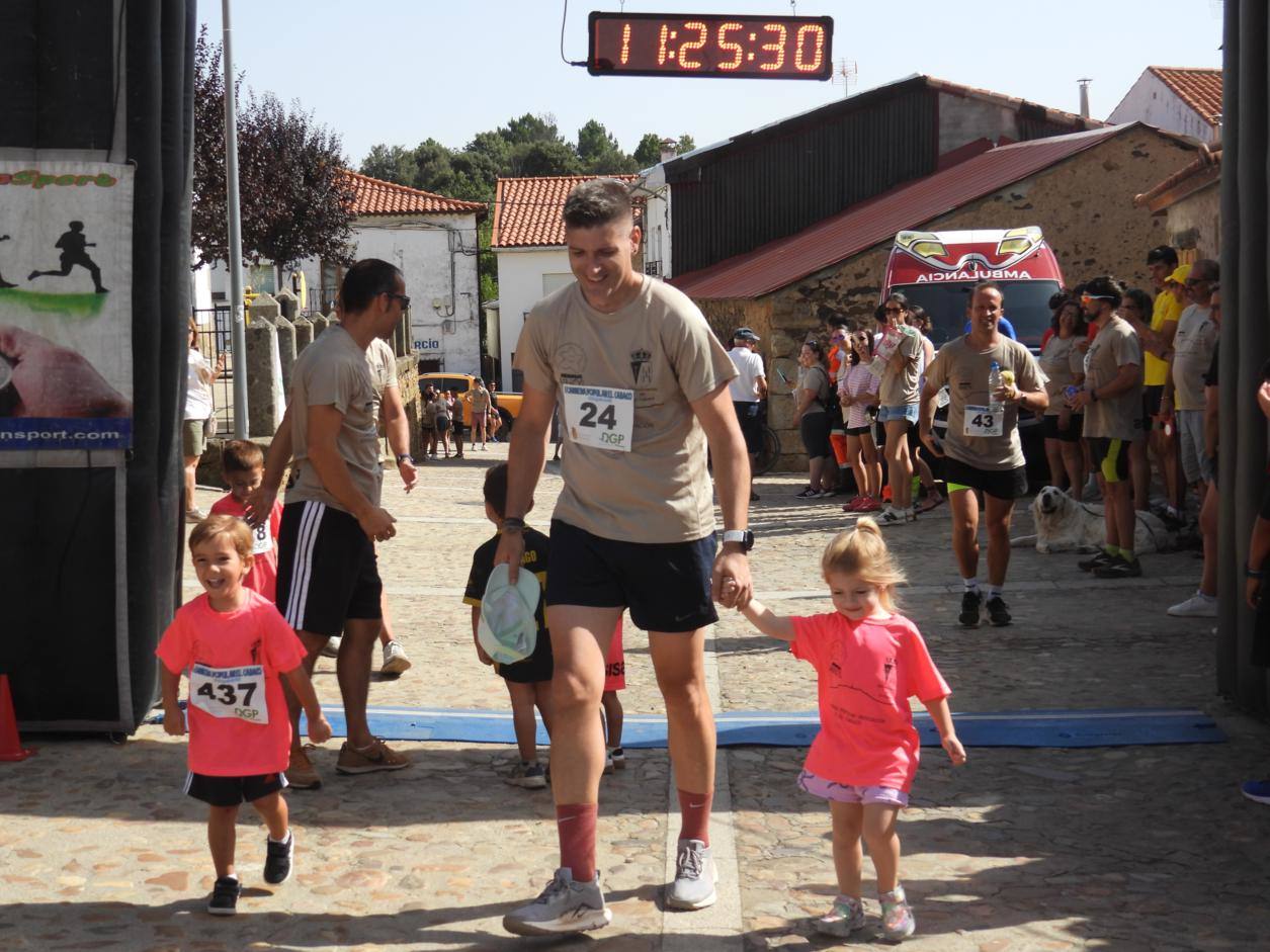 La Carrera Popular El Cabaco celebra su primera edición con una gran acogida