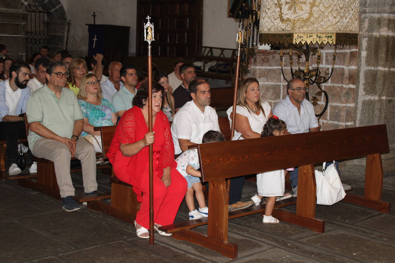 Fin de fiesta con homenaje y relevo en la Hermandad de San Roque en Puente del Congosto