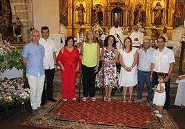 Las nuevas mayordomas recogieron las varas de manos de sus antecesores