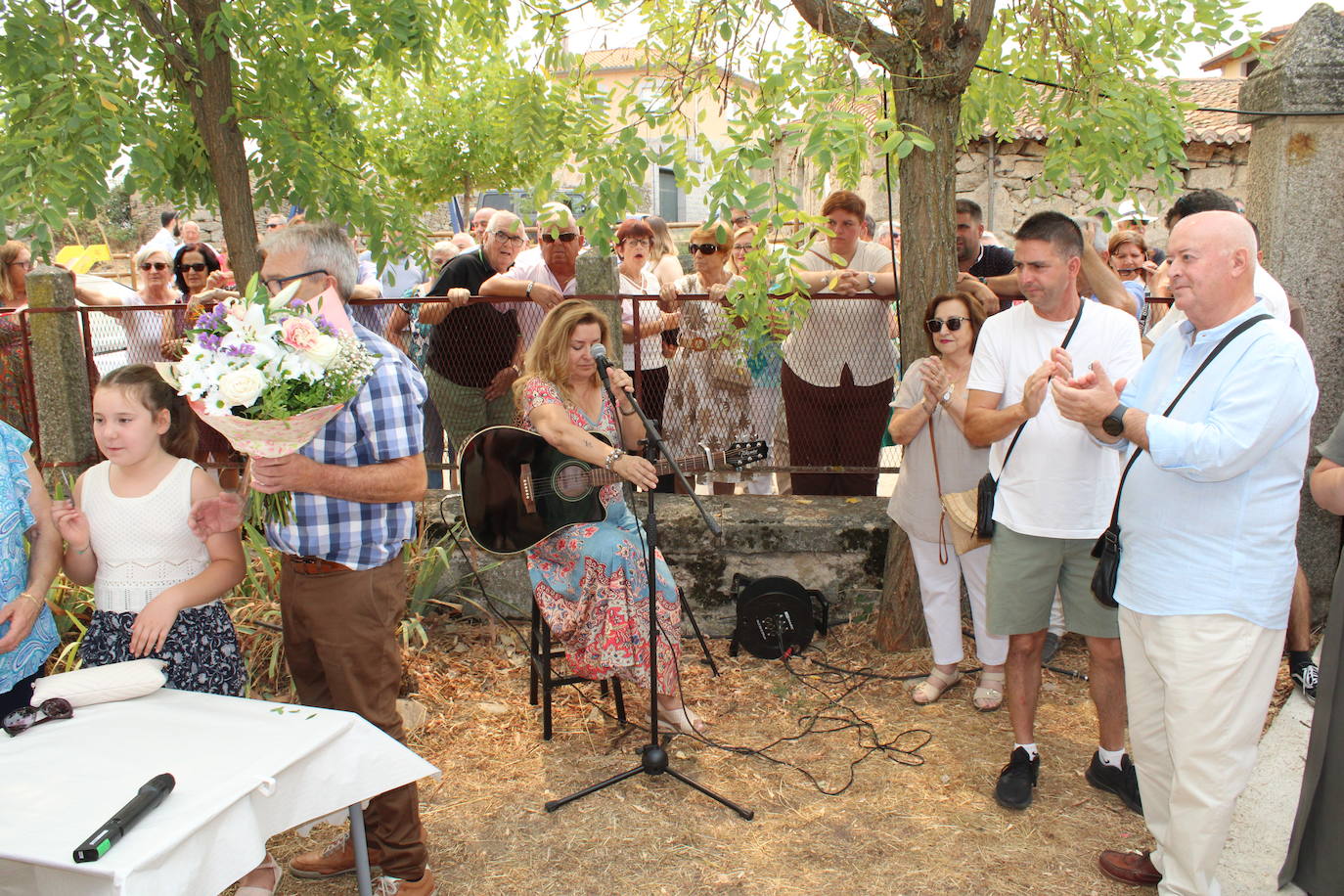 Fin de fiesta con homenaje y relevo en la Hermandad de San Roque en Puente del Congosto