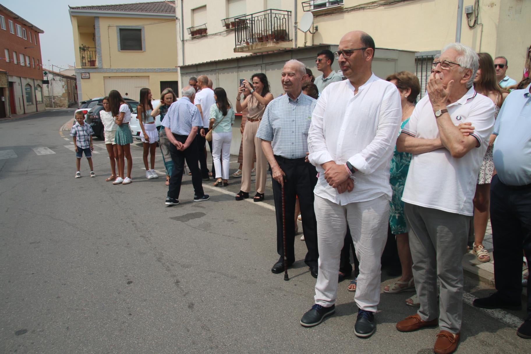 Calzada de Valdunciel llena sus calles para arropar a Santa Elena