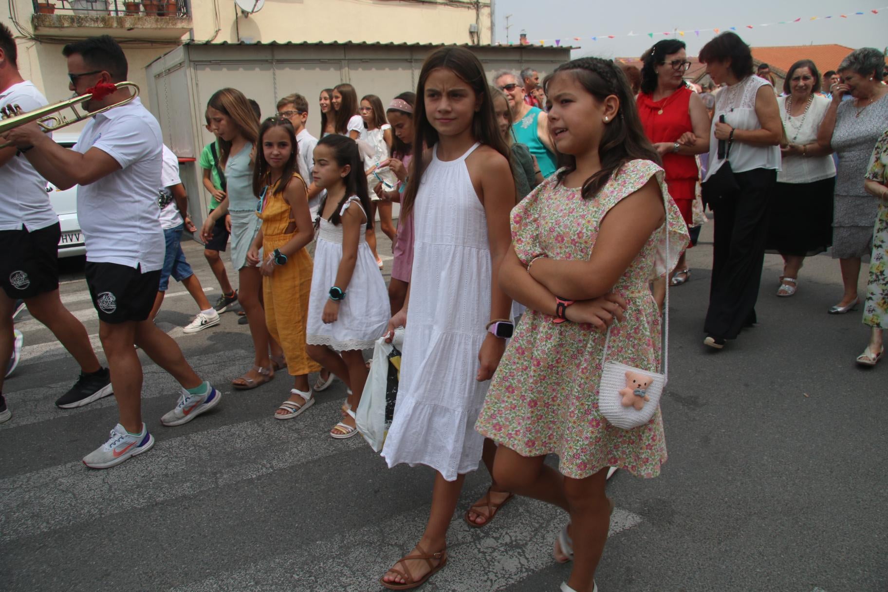 Calzada de Valdunciel llena sus calles para arropar a Santa Elena