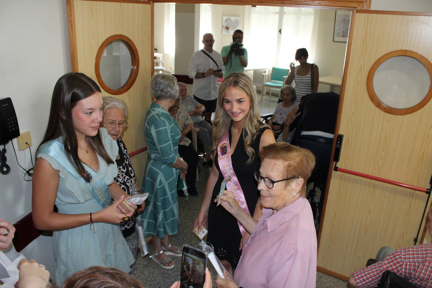 Guijuelo rinde homenaje a los mayores en el final de sus fiestas