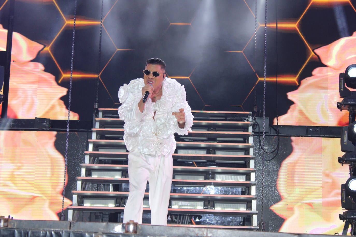 París de Noia cierra las fiestas de Guijuelo con un intenso espectáculo