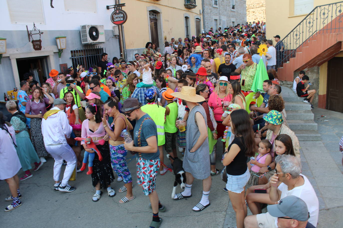 Los Santos disfruta con su lado más hortera