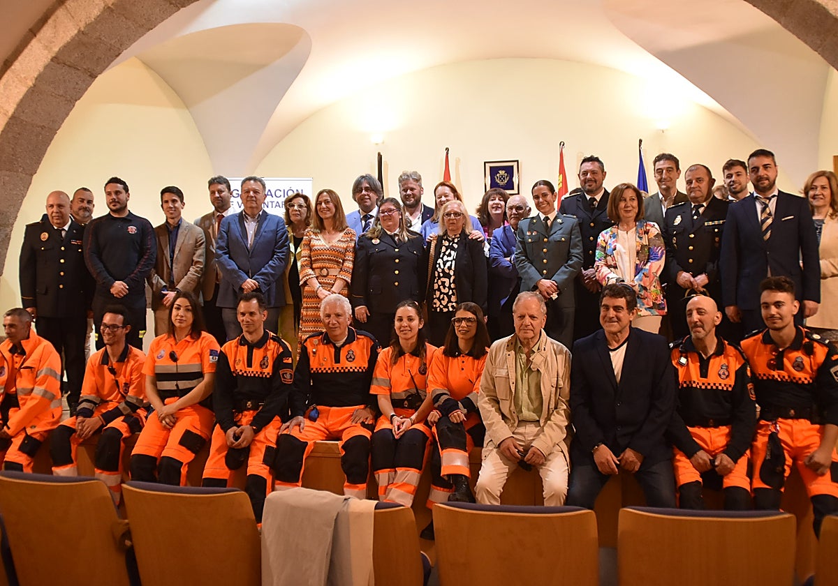 Imagen del homenaje a Protección Civil en el convento de San Francisco.