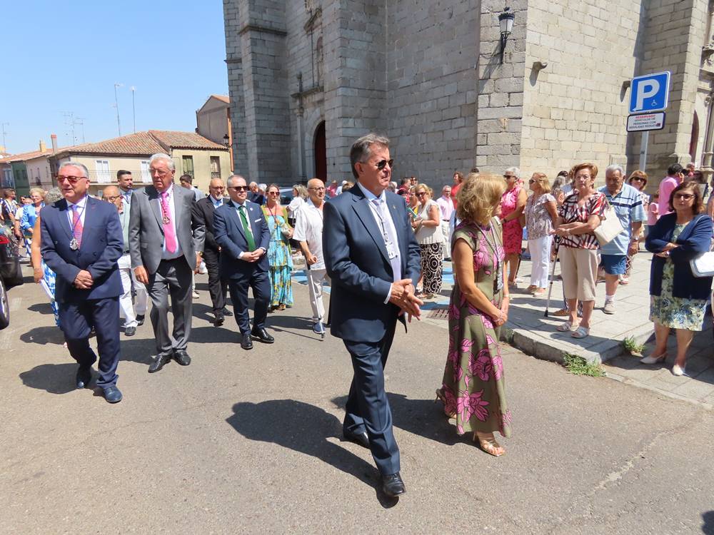 Himnos para Santa María Reina en Peñaranda de Bracamonte