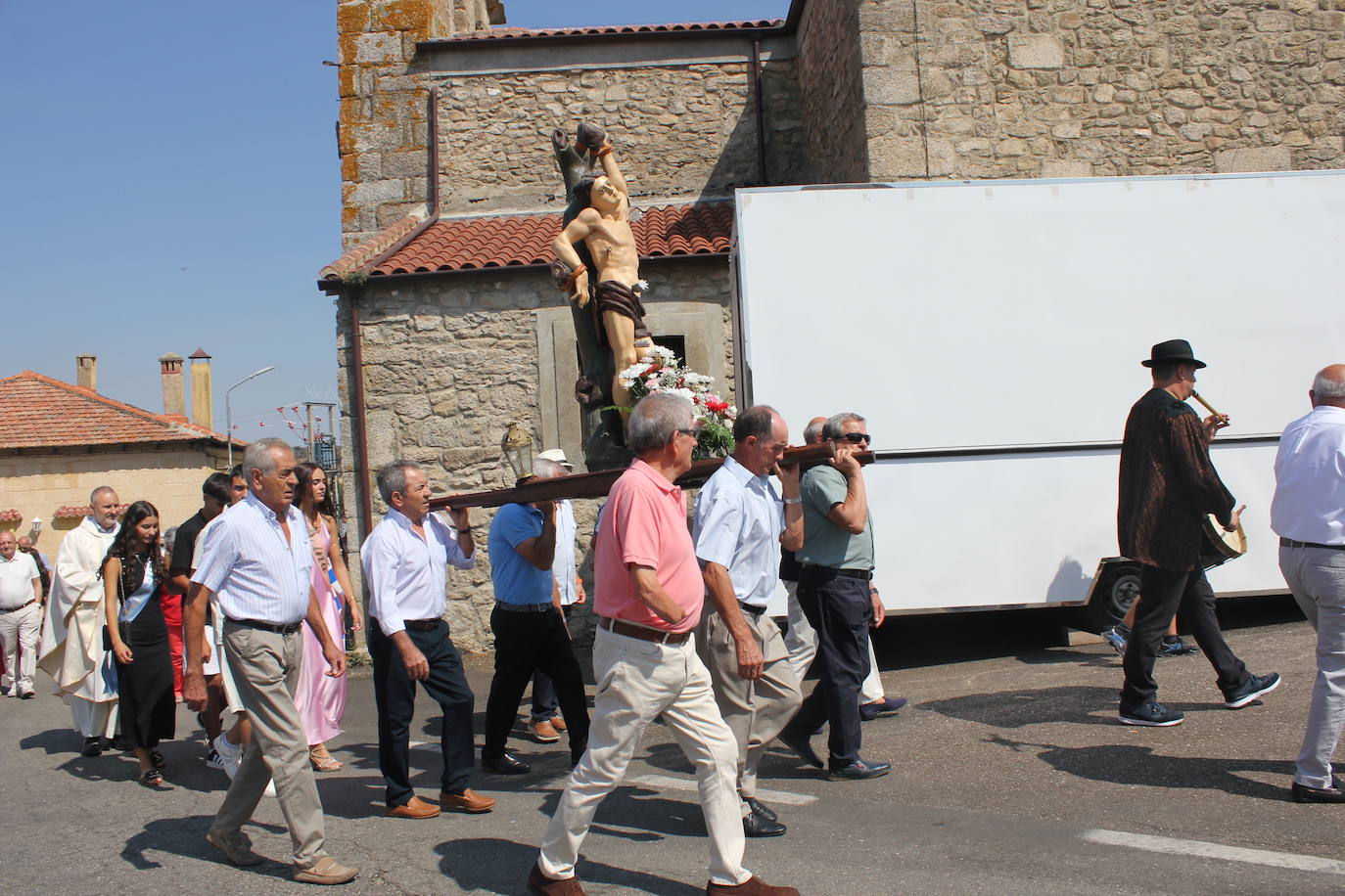 San Sebastián bendice a los vecinos de Cipérez