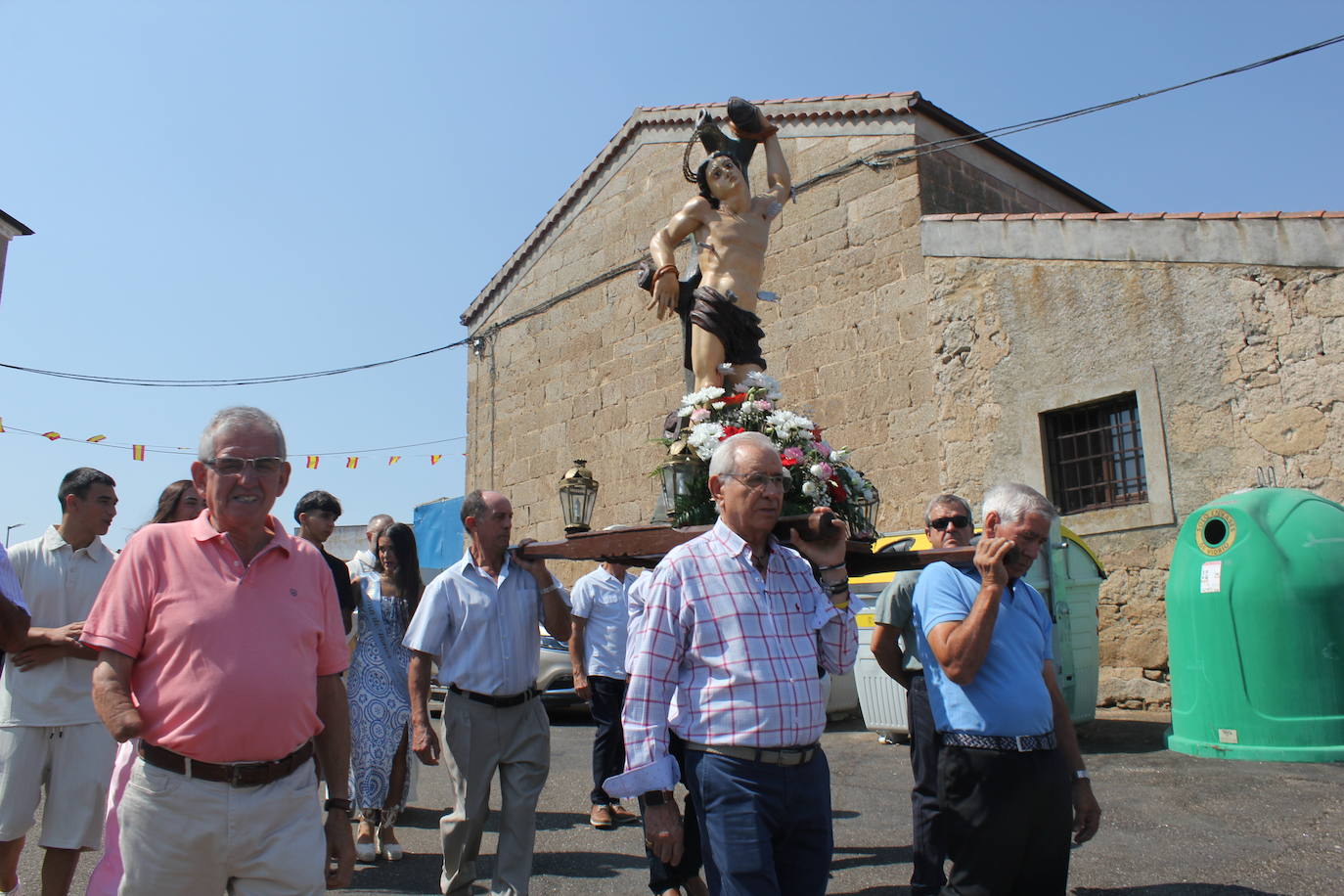 San Sebastián bendice a los vecinos de Cipérez