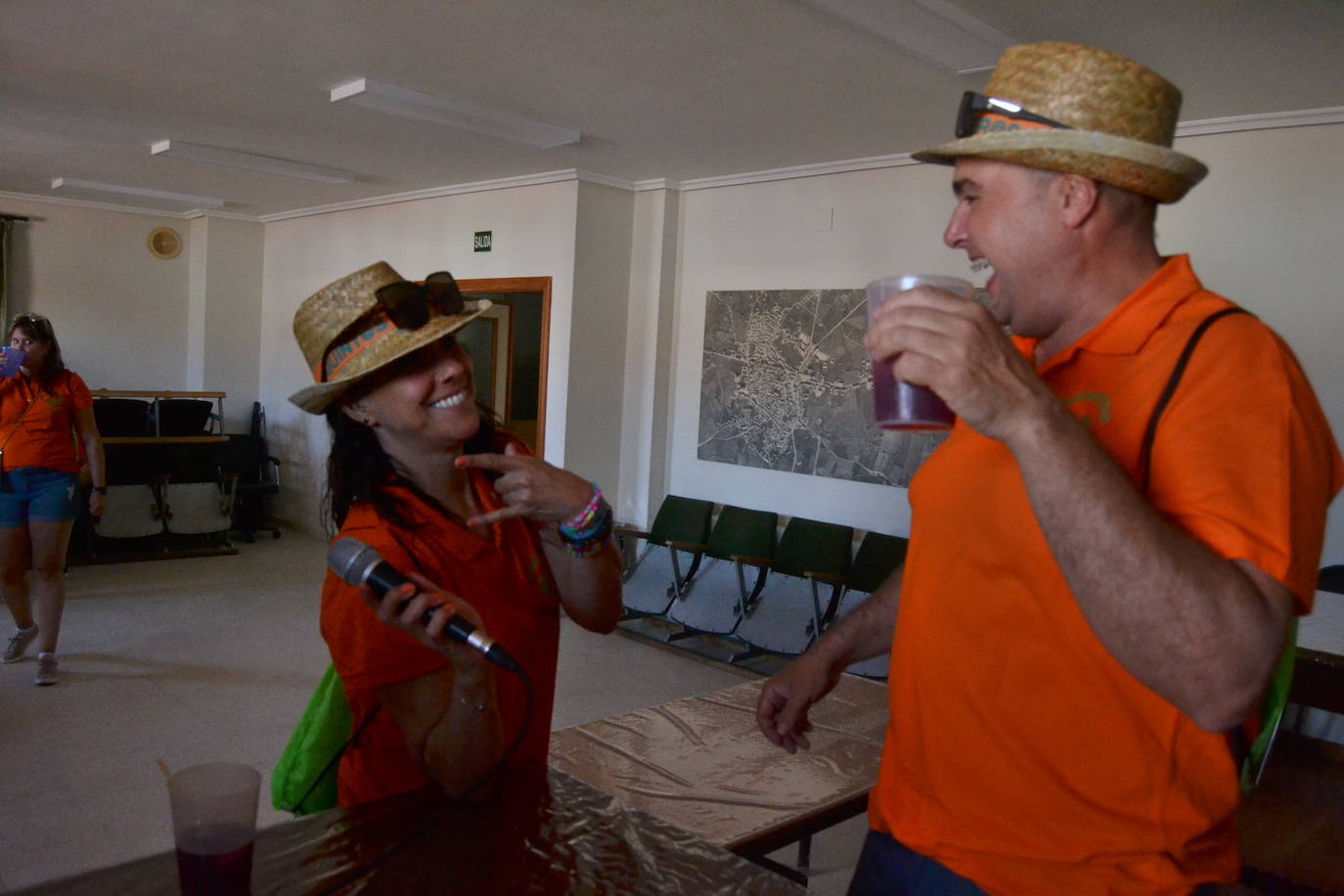 La fiesta se desata con las peñas de Lumbrales