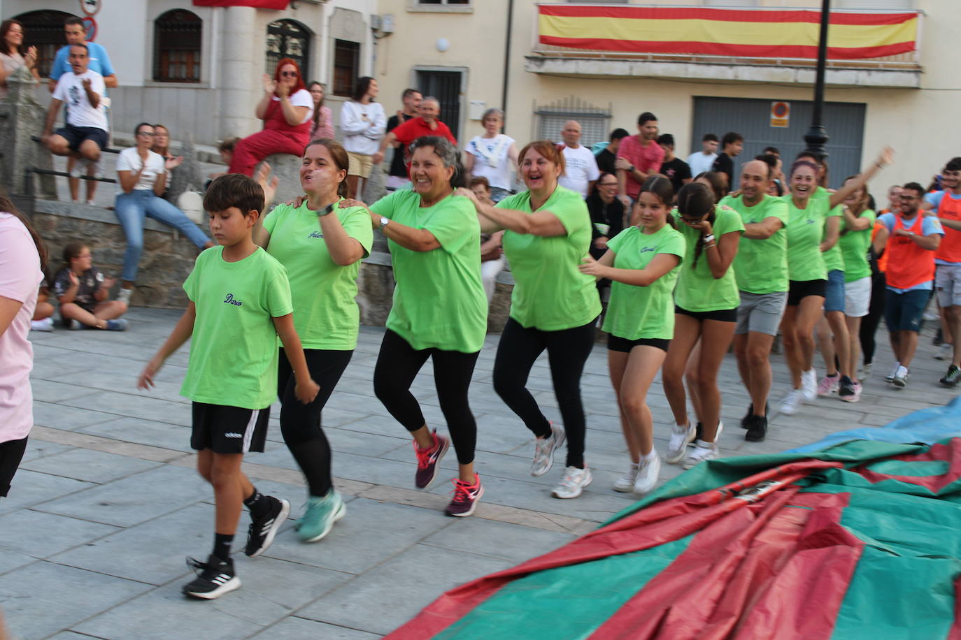 Las peñas disfrutan con las fiestas de Ledrada